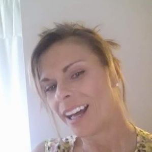 Meet your Posher, Tina